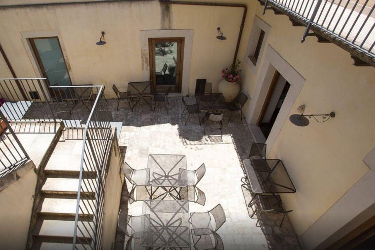 Palazzo Failla Hotel Модика Экстерьер фото